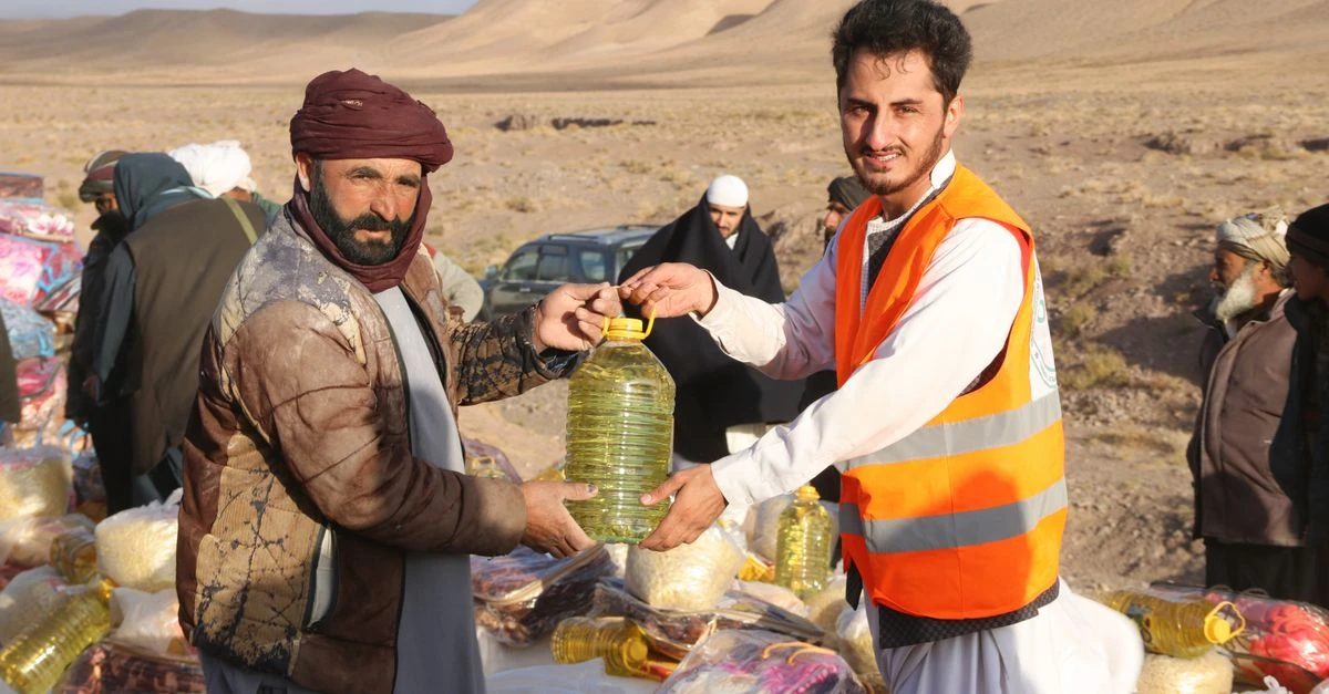 في اليوم العالمي للعمل الخيري.. جسر إماراتي إنساني متواصل لترميم جراح اليمن