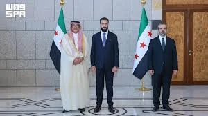 السعودية تعزز حضورها الدبلوماسي في دمشق: السفير الجديد يقدم أوراق اعتماده للرئيس السوري