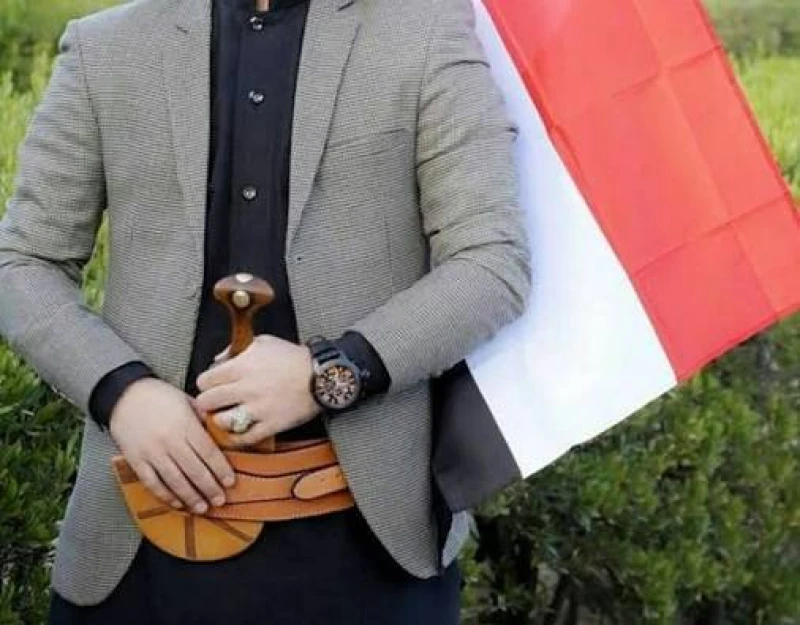 من اليمن والسعودية إلى العالمية: كيف غزا الزي اليمني التقليدي منصات التواصل؟