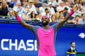 تيافوي يفاجئ الجميع ويتخطى ميشيلسن ليتأهل إلى نصف نهائي US Open