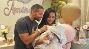 لأول مرة.. أسماء أبو اليزيد تكشف عن وجه مولودتها "أمينة" في لقطات مؤثرة