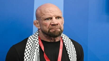 جيف مونسون يصف قرار سحب صفة الرياضي المحايد عن الروس بـوصمة عار