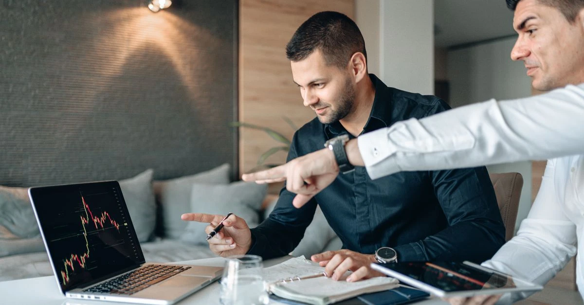 تراجع أسعار الذهب اليوم.. ما حقيقة انهيار الأوقية صوب 3500 دولار والتفاصيل الكاملة؟